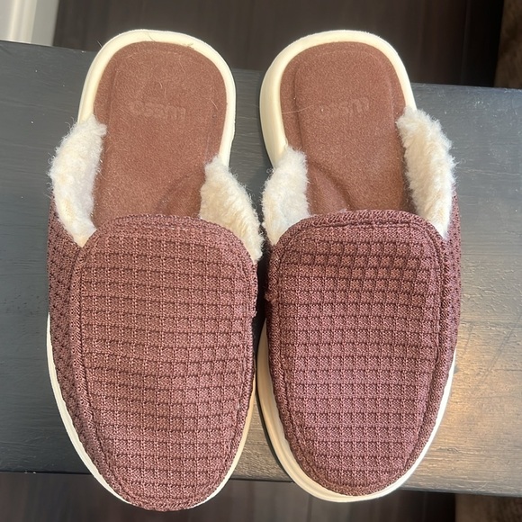 LUSSO (RARE - Sold Out) Brown Esto Waffle Slippers EUC Size 6-6.5 - Picture 3 of 10